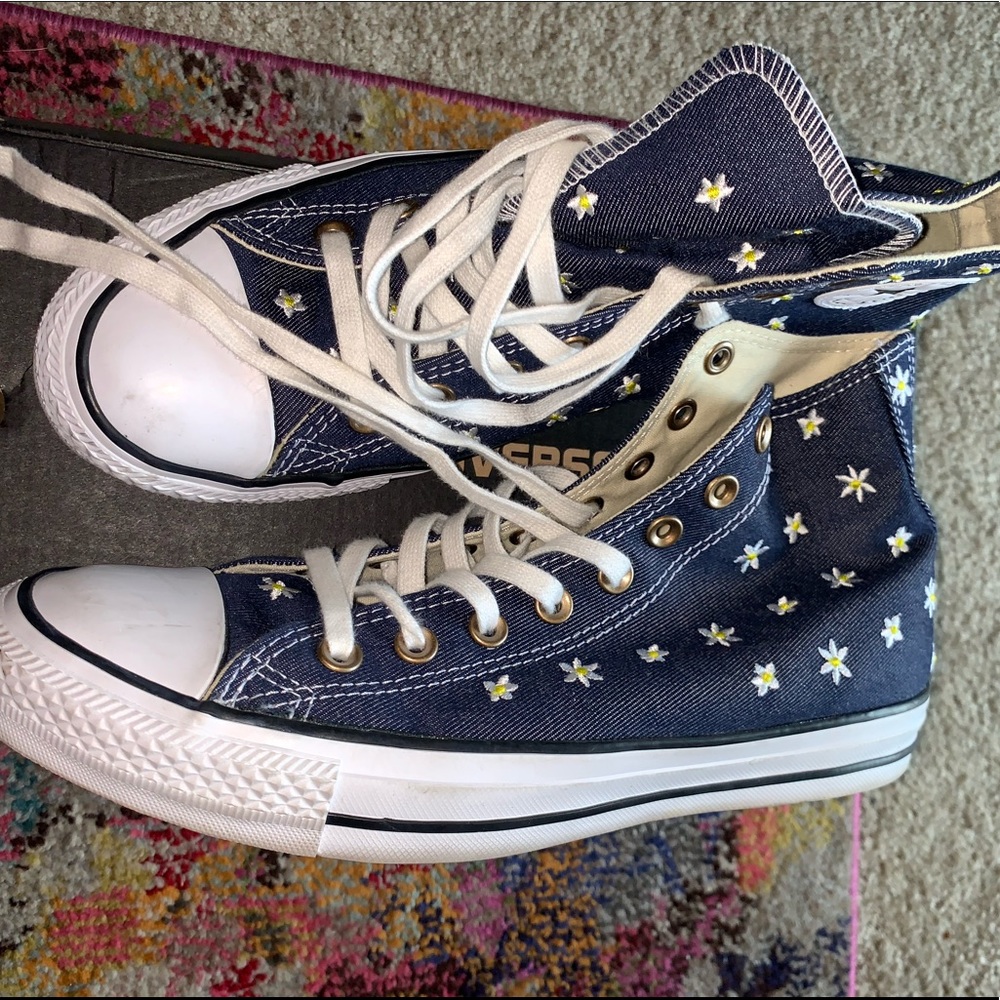 Daisy Converse High Tops